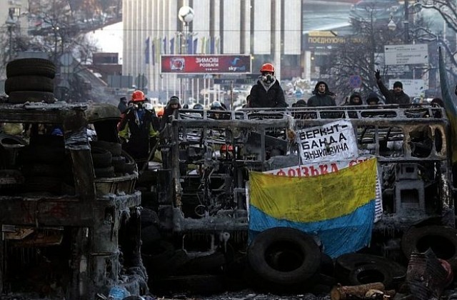 Върховната рада няма да обсъжда военно положение в Украйна, съобщи Антон Киссе