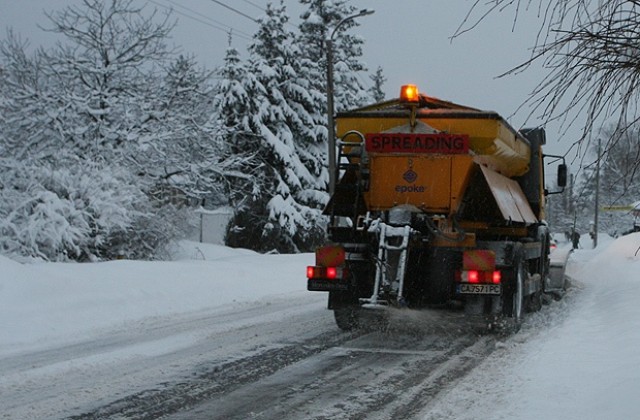 Община Варна затегна контрола върху снегопочистващите фирми