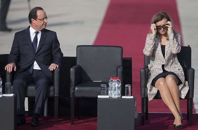 Бившата на Оланд вини властта за провала на връзката им