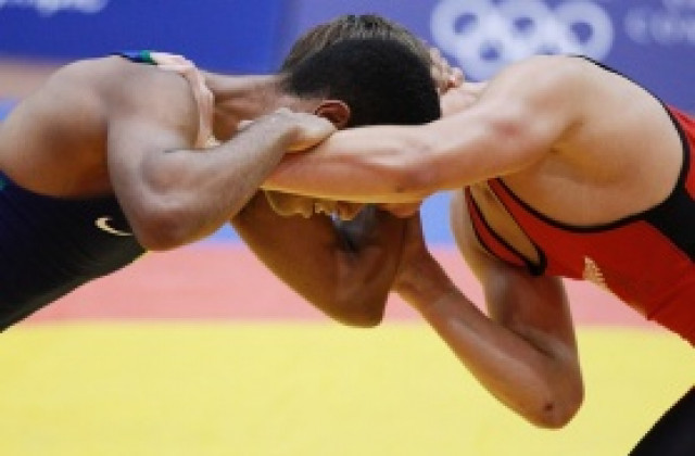 Българите в битка с 22 страни на Дейвид Шулц