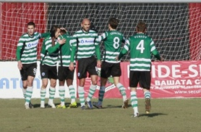 Смениха съперника на моряците