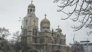 Температурите падат рязко 44 машини в готовност да чистят