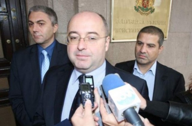 ЕК ще следи избора на главен съдебен инспектор, заяви габровският депутат Четин Казак