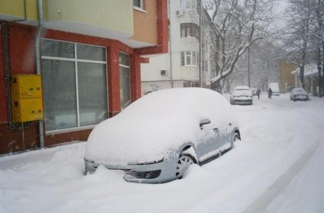 В Търговищко пътната обстановка е сложна, Котленският проход е отворен за движение