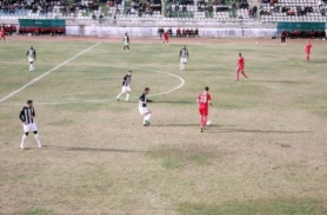 ЦСКА бе наказан от Адмира с късен гол