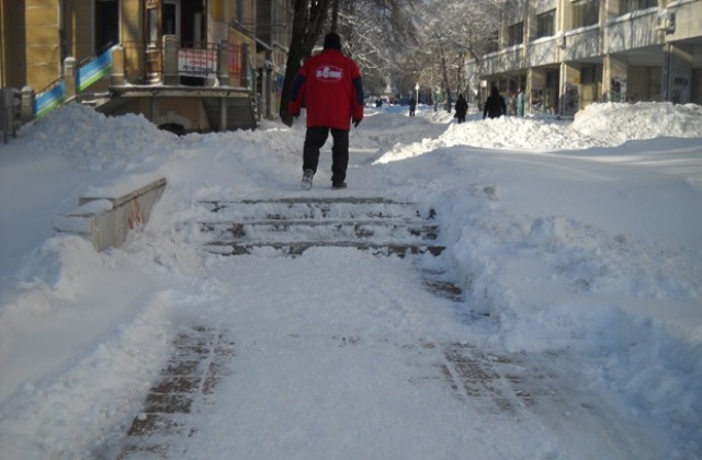 Училищата в цялата област остават затворени и утре