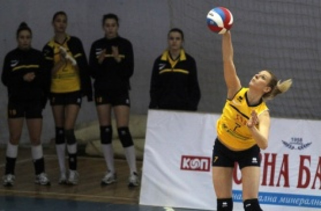 Марица очаква пълни трибуни за дербито с Левски утре