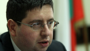 Финансовият министър се хвали с изпълнението на Бюджет 2013