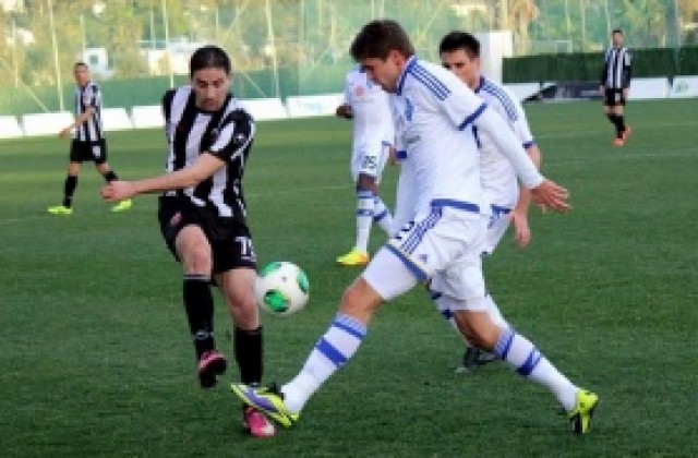 СНИМКИ: Локо Пд загуби от Динамо Киев, Намуши дебютира