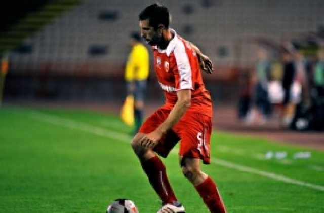 Предлагат на Левски сръбски бек със солидна визитка