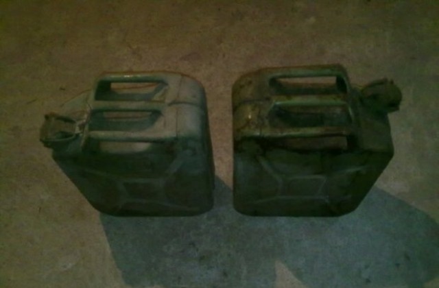 Крадец на дизел спипан, след като се сдобил с 20 литра чуждо гориво