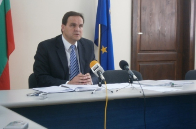 Областният проучва възможности за безмитна индустриална зона в Габрово