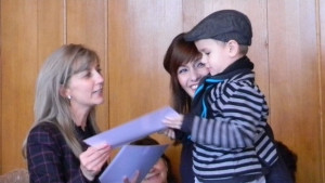 Майки получиха удостоверения от работилница за родители на УНИЦЕФ