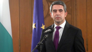 Плевнелиев Светло бъдеще очаква автомобилната индустрия