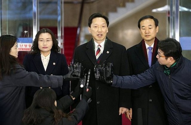 Северна и Южна Корея възобновяват срещите на разделени семейства