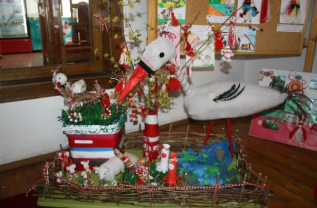 В АЕК Етър очакват най-оригиналната мартеница