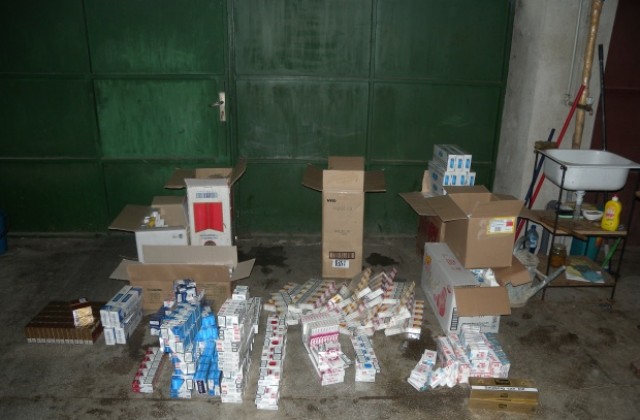 Икономическа полиция претърси две къщи за цигари без бандерол