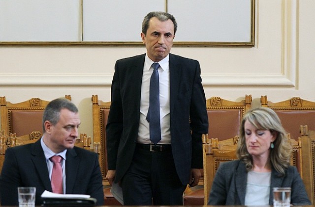 Орешарски призна за проблем с Турция заради транзитните разрешителни