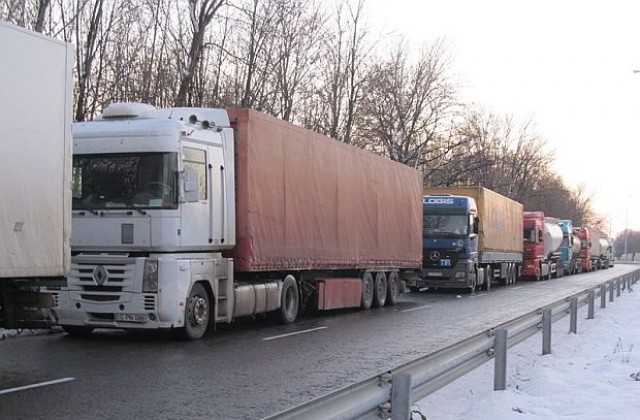 Плодовете и зеленчуците в Турция поевтиняха заради спора за транзитните превози