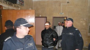 Един от тримата Гольовци остава в ареста парична гаранция от