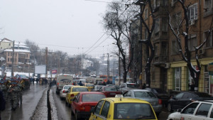 Спират движението по Шести септември заради протеста