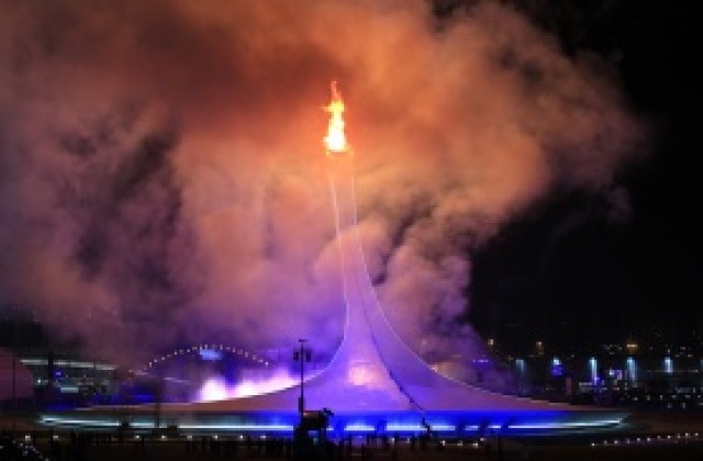 Олимпийският огън пламна!