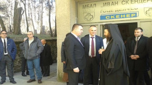 Владиката Серафим гостува на областния управител на Благоевград