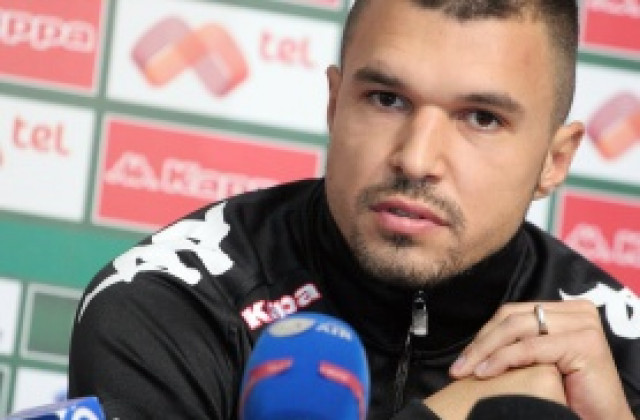 Валери Божинов подписа с Левски