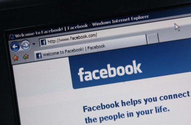 Две жертви на опасна игра, станала хит във Фейсбук