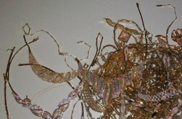 Търг за златен накит с марков дизайн в НАП