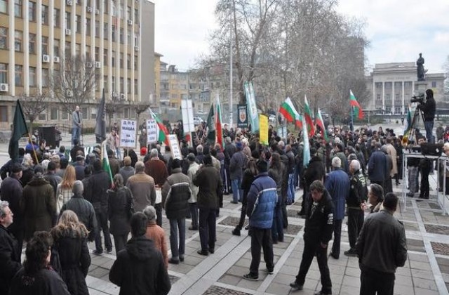 Протестът на Атака: Вън турския валия от Хасково!