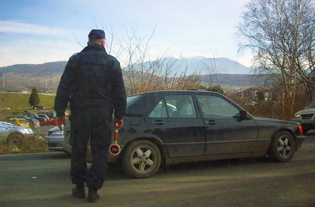 Засилени проверки на товарни автомобили и автобуси