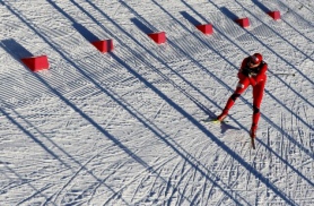 Клеметсен доминира при ски скоковете от северната комбинация