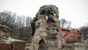 Започва ремонт на Римските терми правят паркинг в района