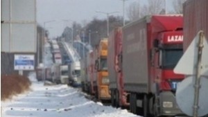 Превозвачите блокират пътя за Турция