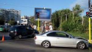 Верижна катастрофа на крайезерния път