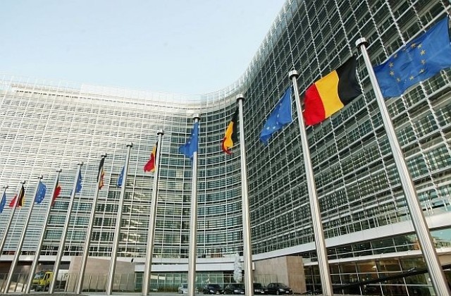 Проверяват актуалността на заявените настоящи адреси в държави извън Европейския съюз
