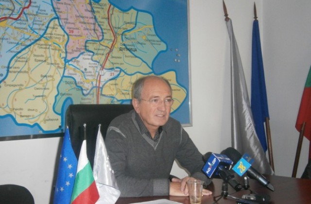 Кирил Калфин пита: Защо за Трекляно 1 250 000 лв., а за Рила- 0 лв.?