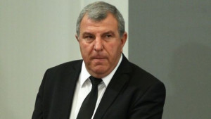 Министър Греков Няма да остане неизкупен тютюн