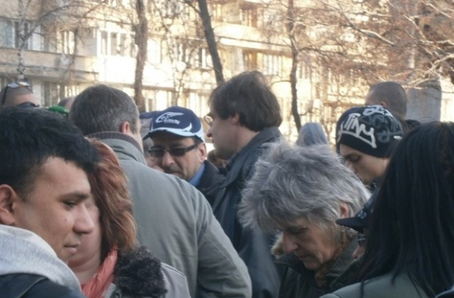 Протестиращи гонят мафията от парк Българка