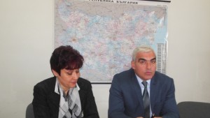 Срамно Даряват млечни продукти ден преди да изтече срока им