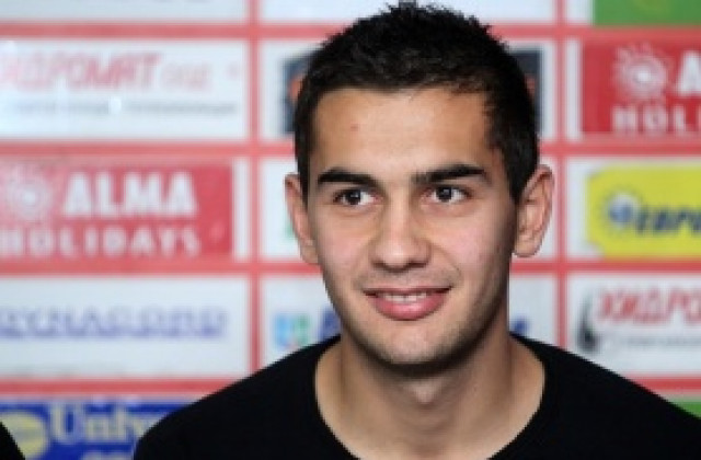 Ивайло Чочев поднови договора си с ЦСКА