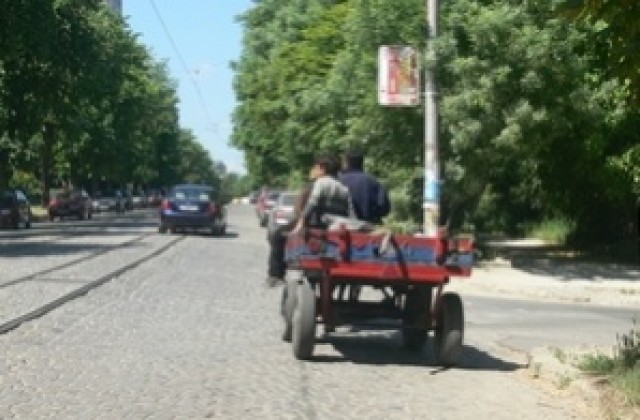 Откраднаха тухли и желязо от бивша сграда на Петрол в Нова Загора