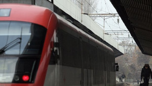 Запорираха сметките на БДЖ