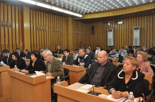 Съветниците обсъждат бюджета и заплатите си утре