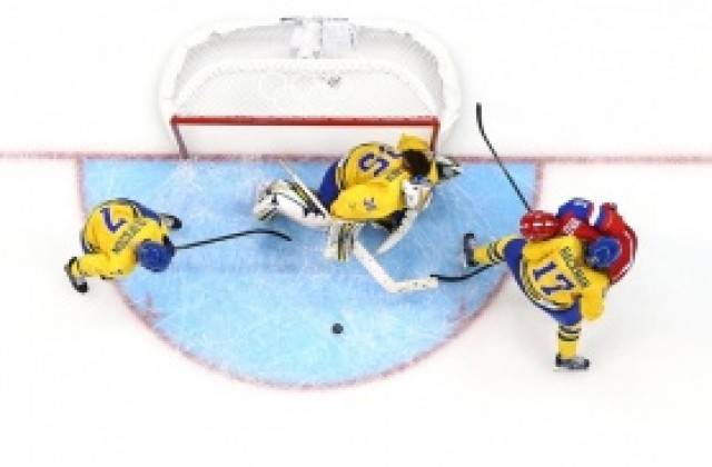 Русия срази Швеция в хокейната битка за първото място в група B