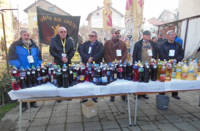 67 вина се надпреварват за приза Най-добро домашно вино