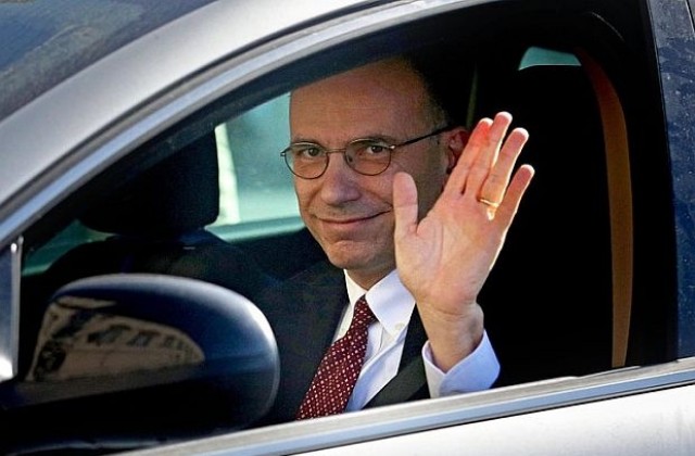 Италианският премиер Енрико Лета връчи оставката на кабинета