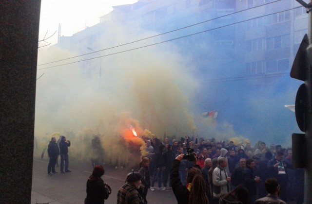 Над 120 души са били задържани по време на протестите в Пловдив