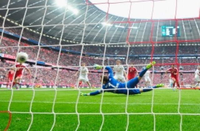 Байерн продължава с наказателната си акция в Германия